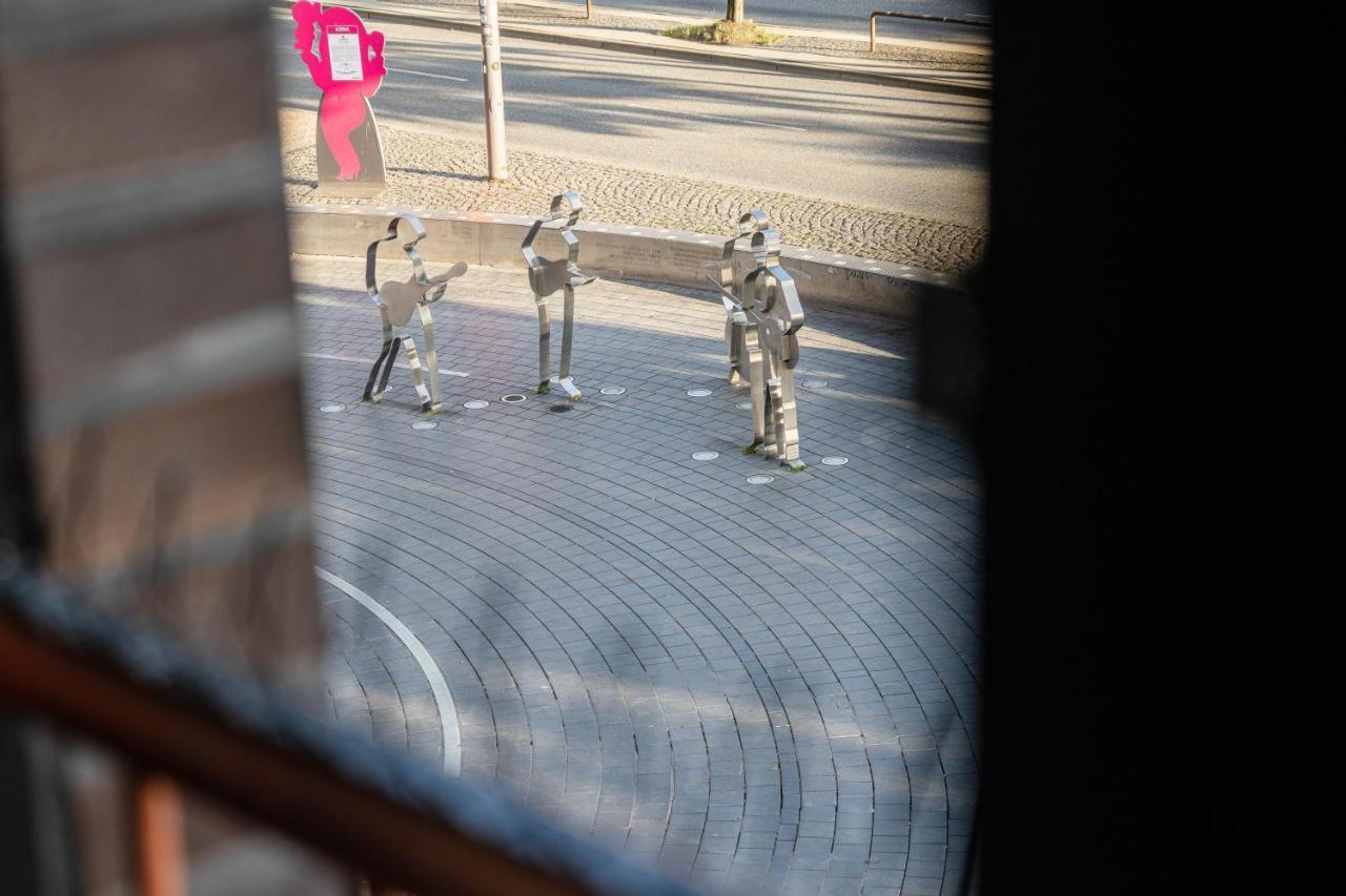 Hotel Am Beatles-Platz Хамбург Екстериор снимка